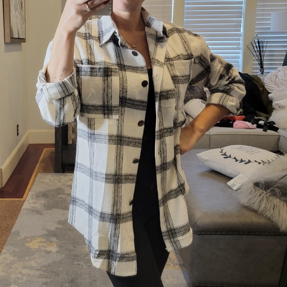 Plaid Button Up Shacket - Picture 12 of 16